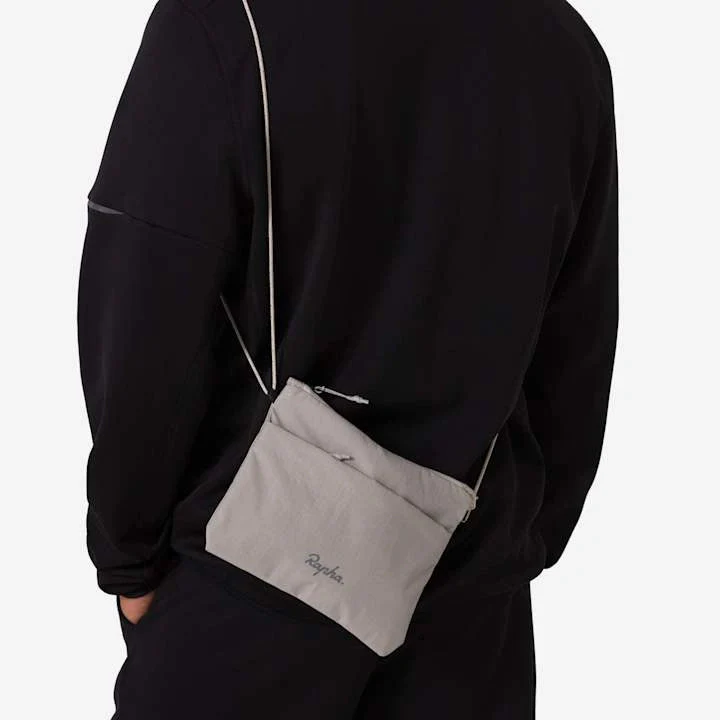 RAPHA Essentials Bag - DVR Dove/Silver Reflective - Image 4