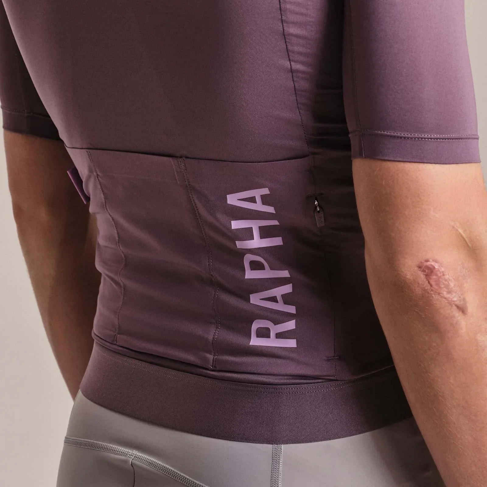 RAPHA  Men's Pro Team Training Jersey III - Amethyst/Quartz - Image 5