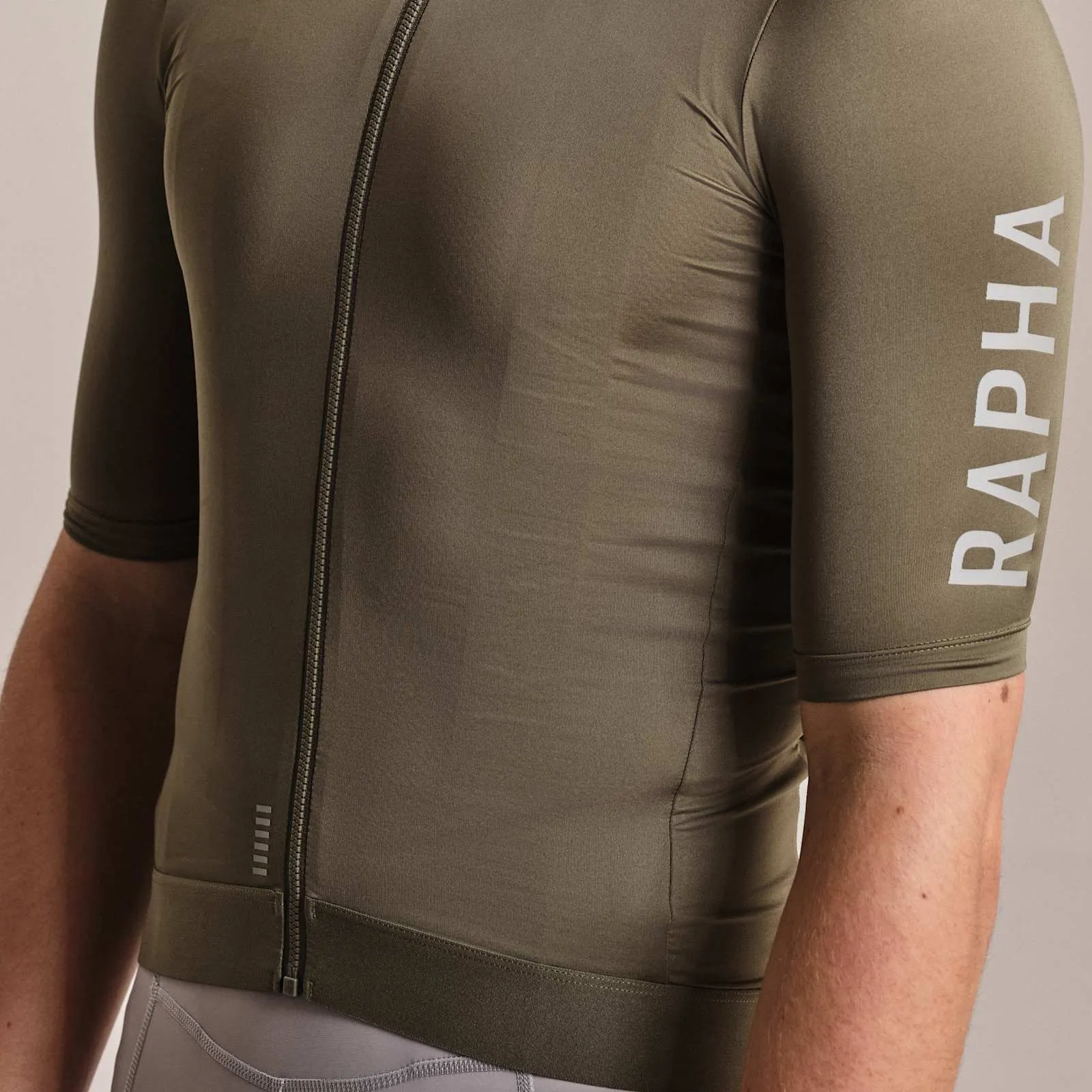 RAPHA Men's Pro Team Training Jersey III - Moss Green/Smoky Silver - Image 5