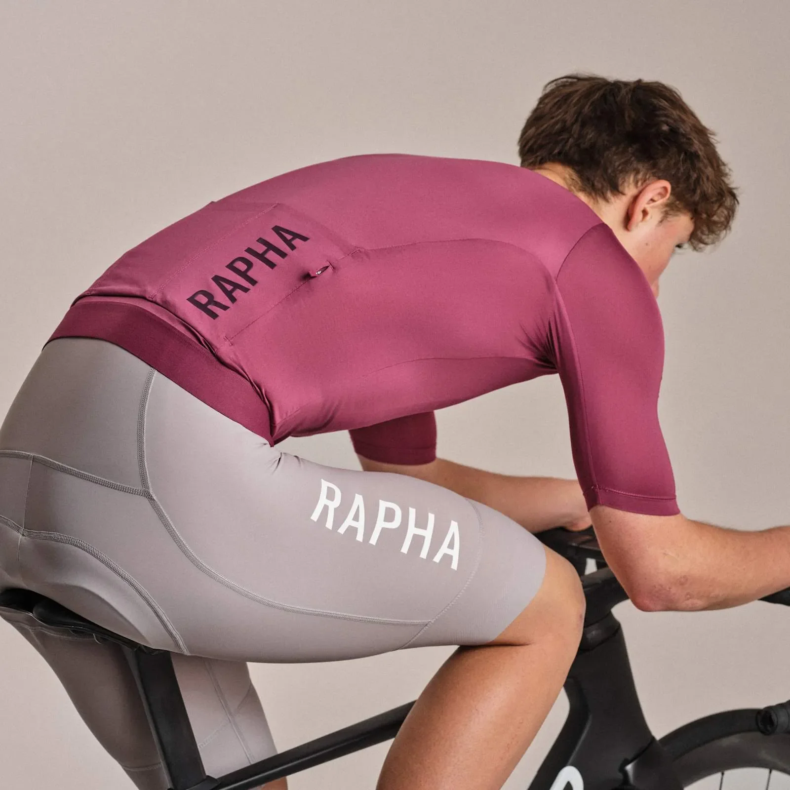 RAPHA  Men's Pro Team Training Jersey III - Raspberry/Plum - Image 5