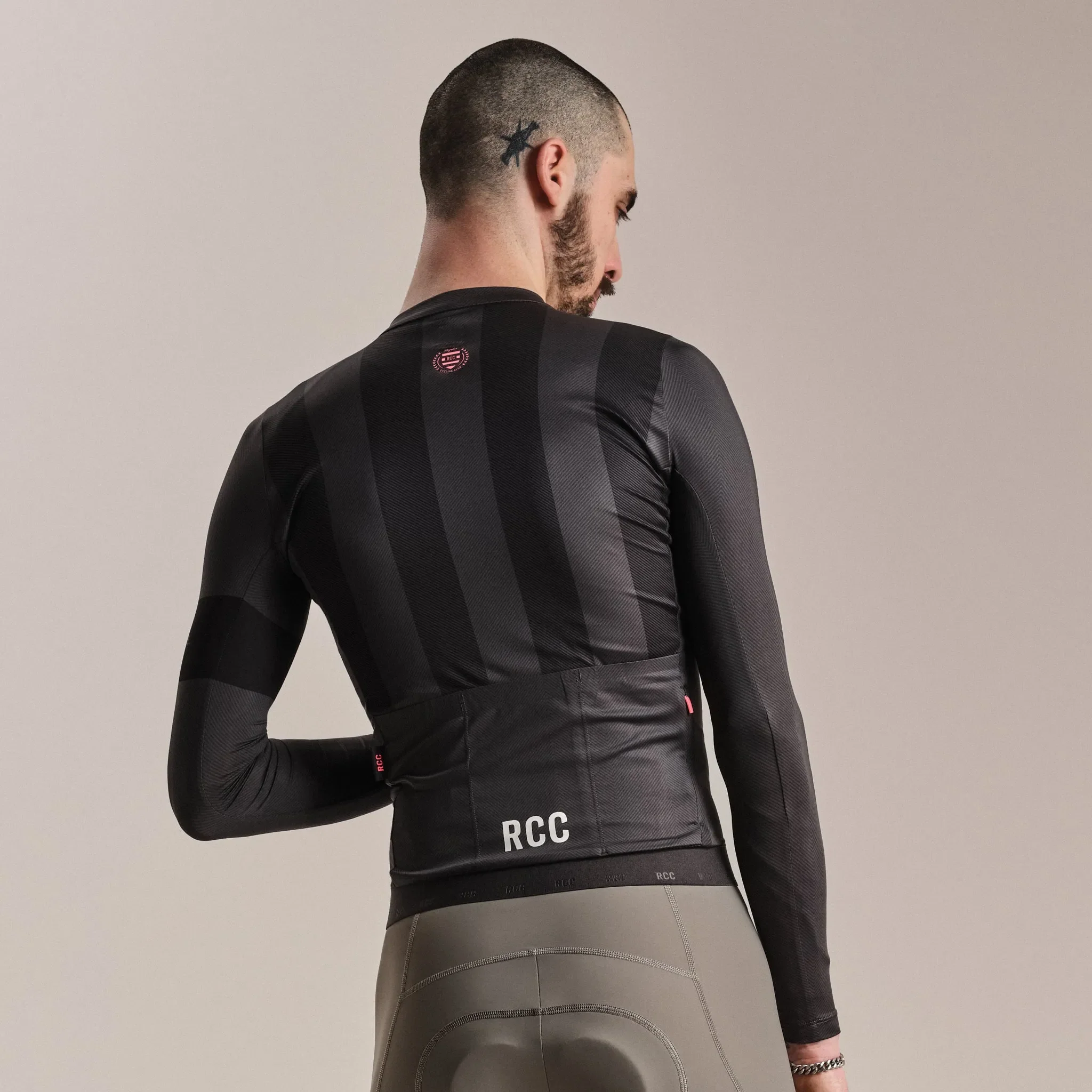 RAPHA Men's RCC Pro Team Long Sleeve Lightweight Jersey - Stealth/Black - Image 4