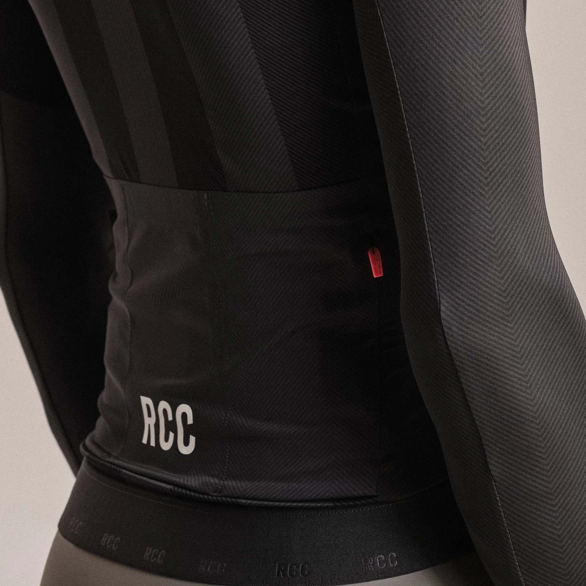 RAPHA Men's RCC Pro Team Long Sleeve Lightweight Jersey - Stealth/Black - Image 5