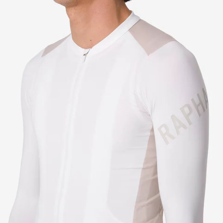 RAPHA Pro Team Long Sleeve Lightweight Jersey - WAS White Allysum/ Silver Grey - Image 4