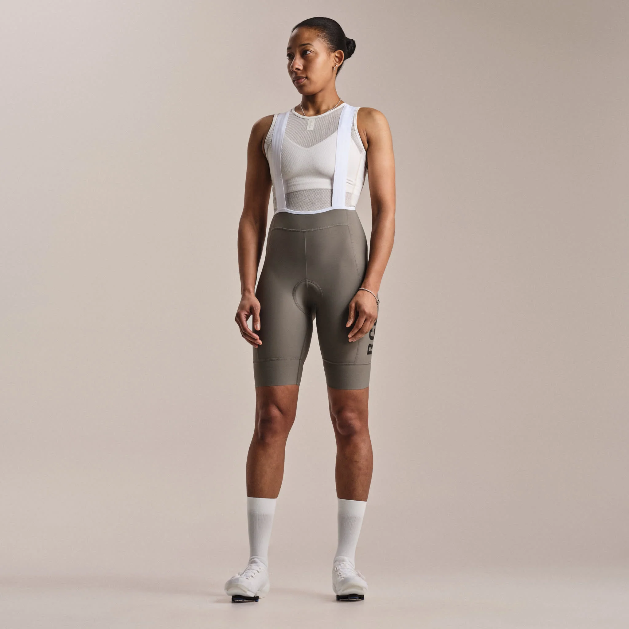 RAPHA RCC Pro Team Women Cargo Bib Shorts - Smoke/White - Image 6