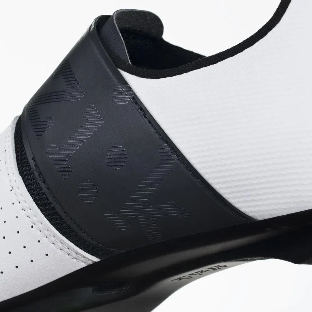 FIZIK Road Cycling Shoes R1 Vento Infinito Carbon 2 - White - Image 6