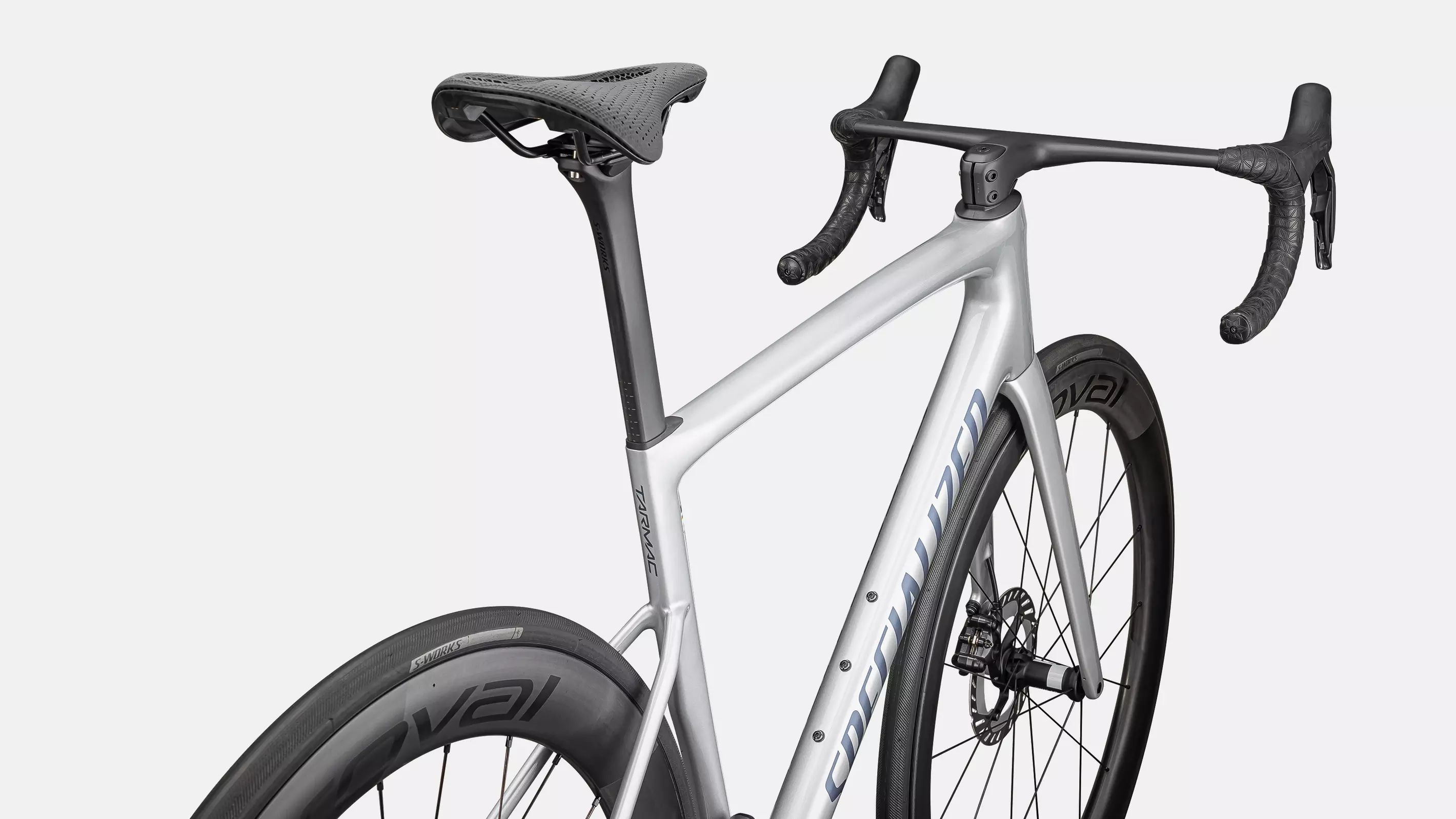 SPECIALIZED Tarmac SL8 Pro Complete Road Bike Shimano Ultegra 2026 - Gloss Liquid Silver/Satin Blue Pearl Over Black Liquid Metal - Image 6