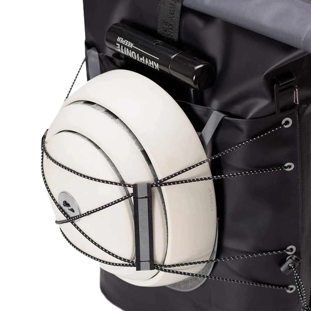 UCON ACROBATICS Hajo Medium Backpack - Commute Series Black - Image 4