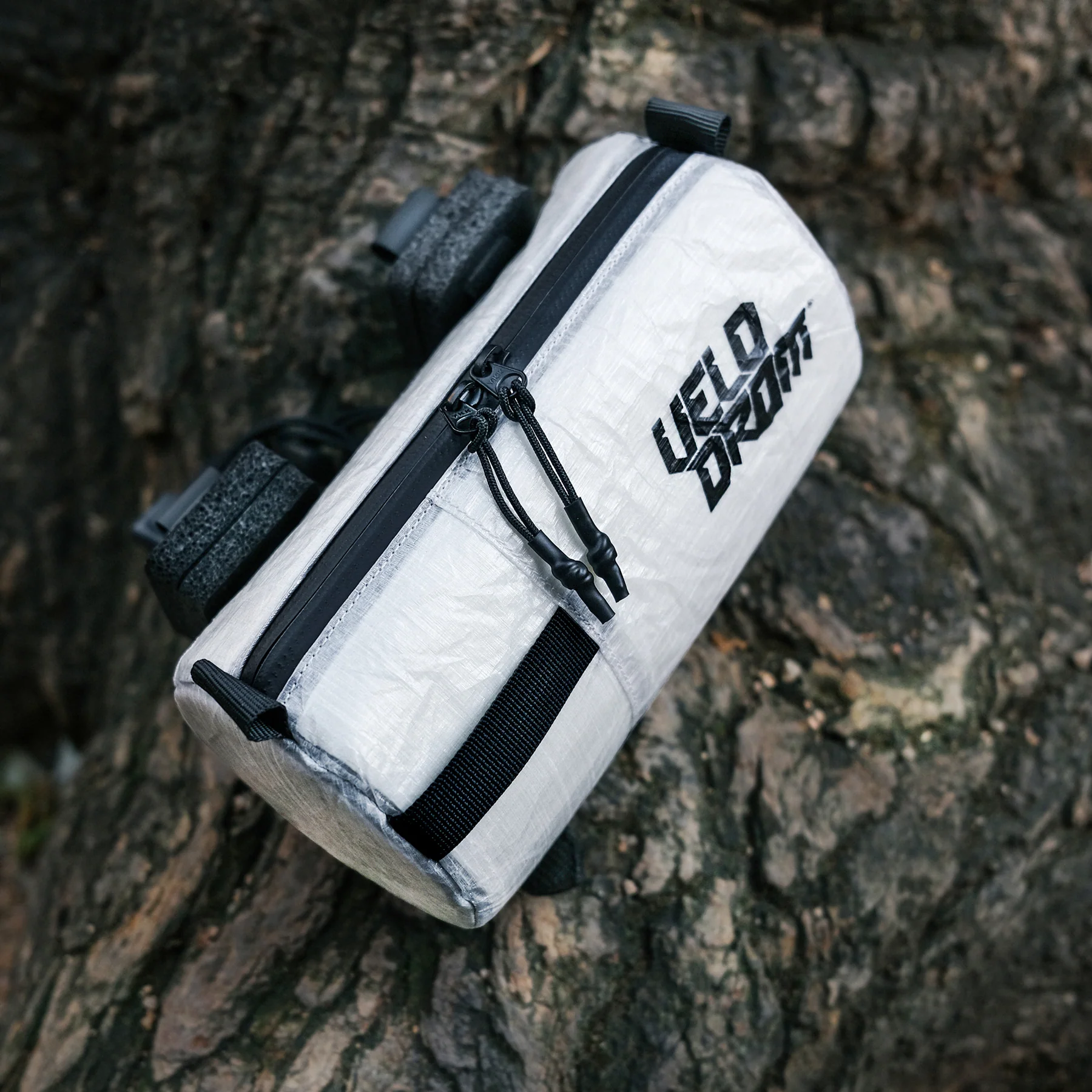 VELODROM Mini Handlebar Bag Ripstop - Metallic White - Image 2