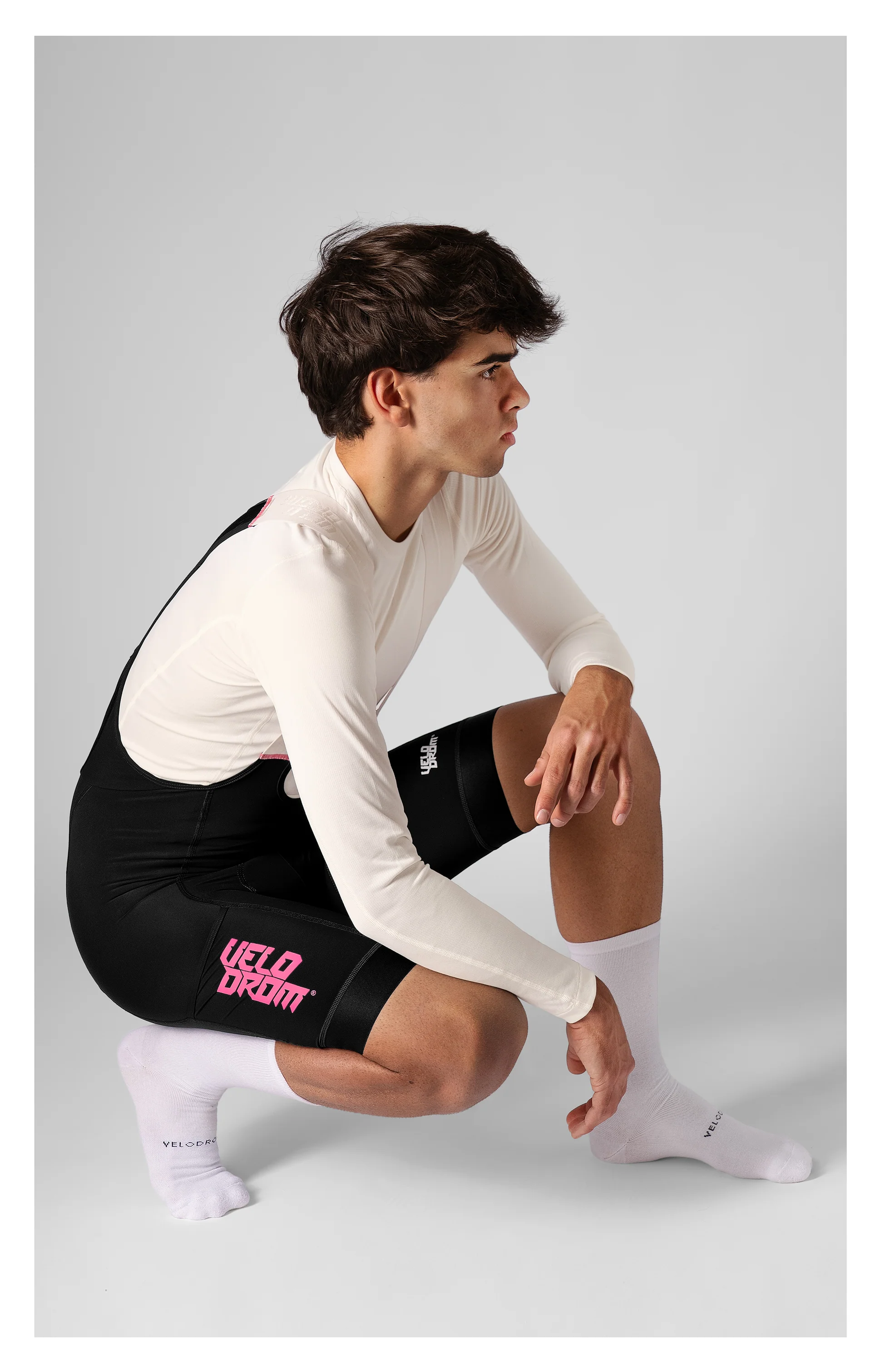 VELODROM Raceday 3.0 Cargo Bib Shorts - Black/Pink - Image 5