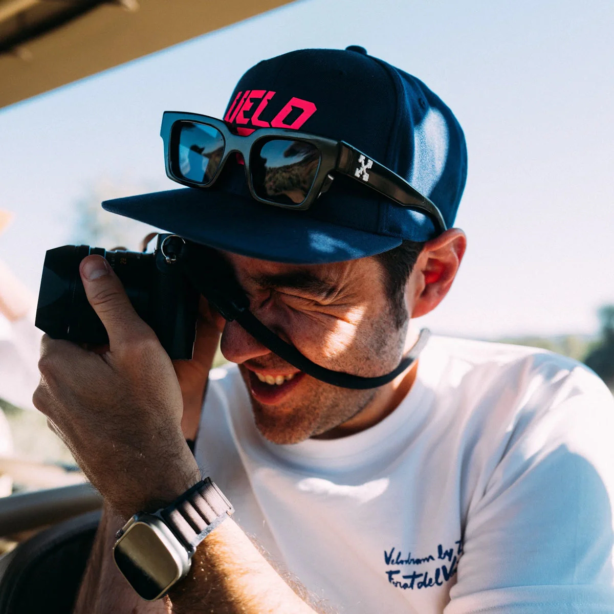 VELODROM RaceDay Cap - Navy/Fluor Pink Logo - Image 2