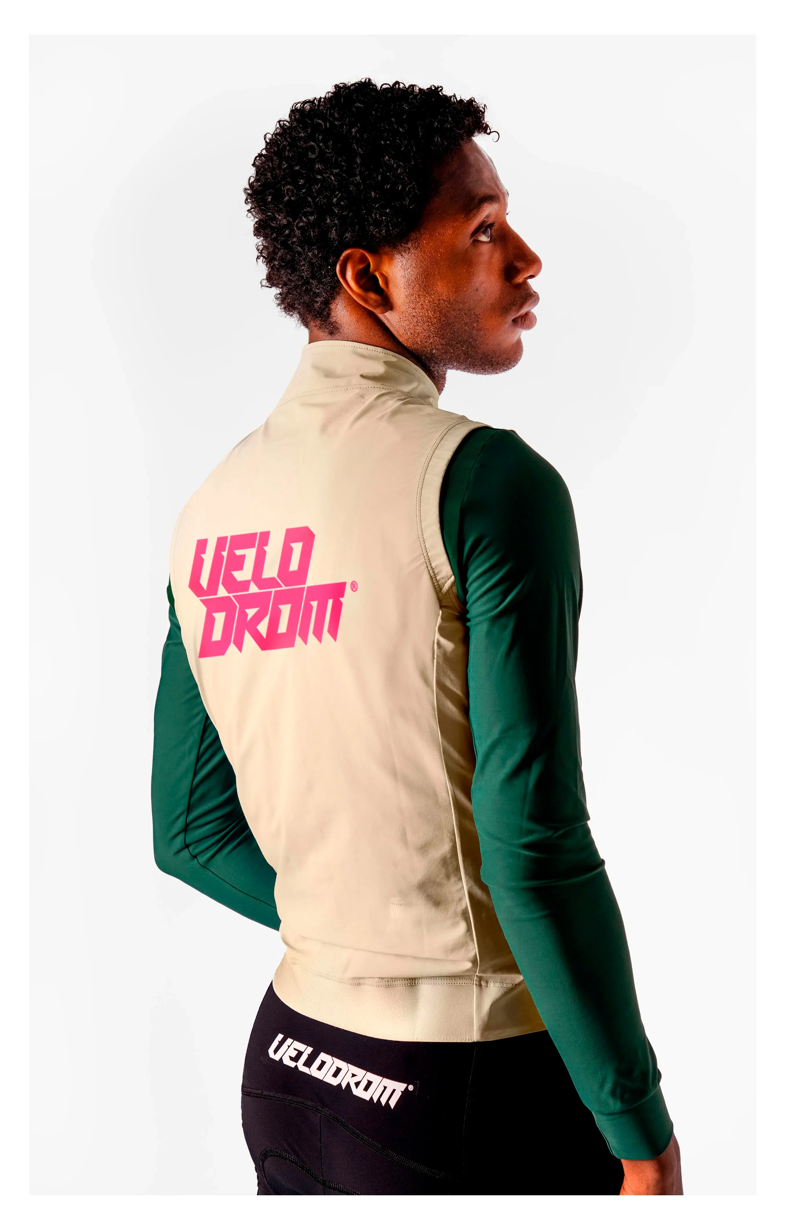 VELODROM RaceDay Light Gilet 3.0 - Beige  /Fade Pink - Image 2