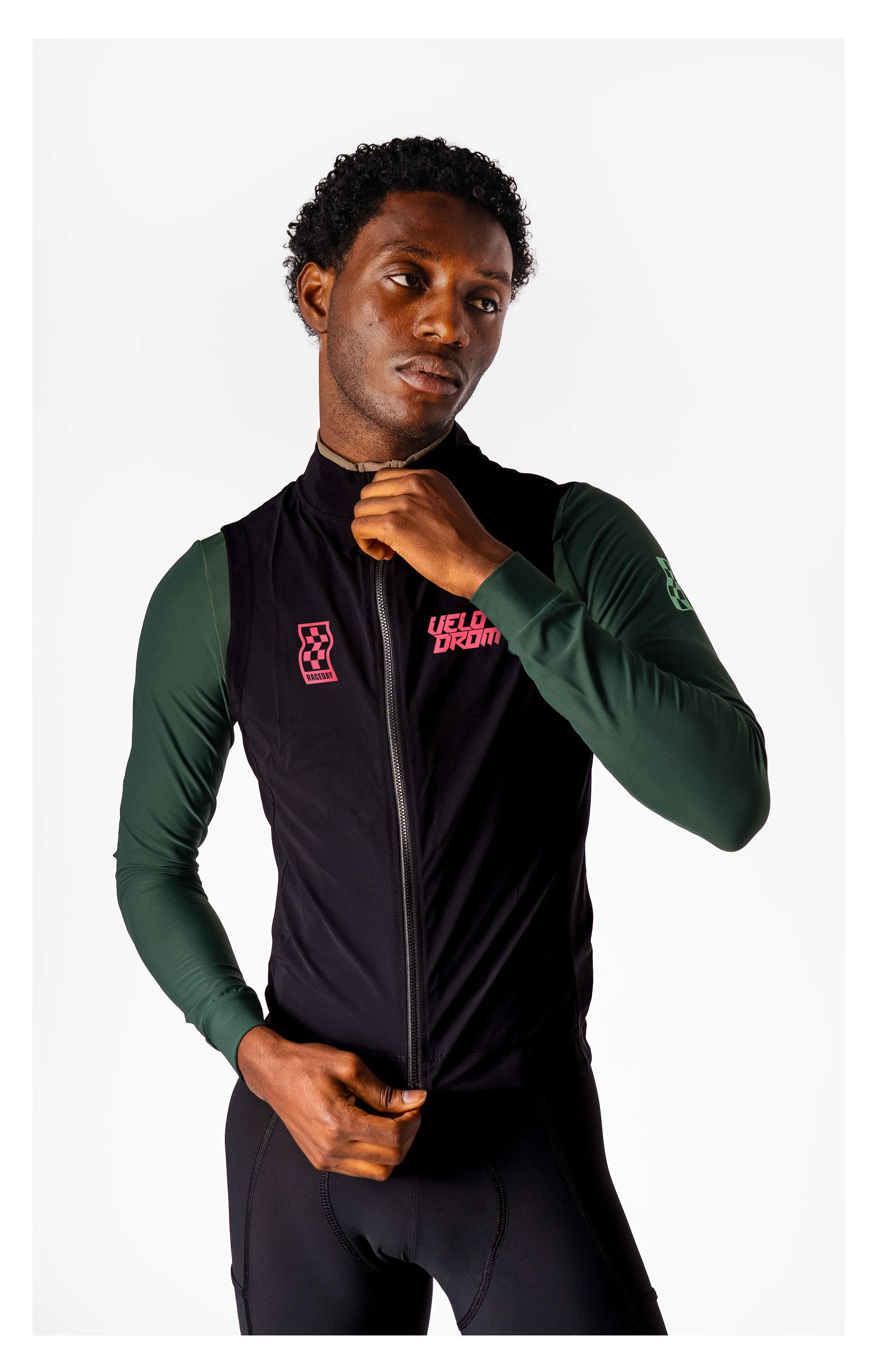 VELODROM RaceDay Light Gilet 3.0  - Black/Fade Pink - Image 3