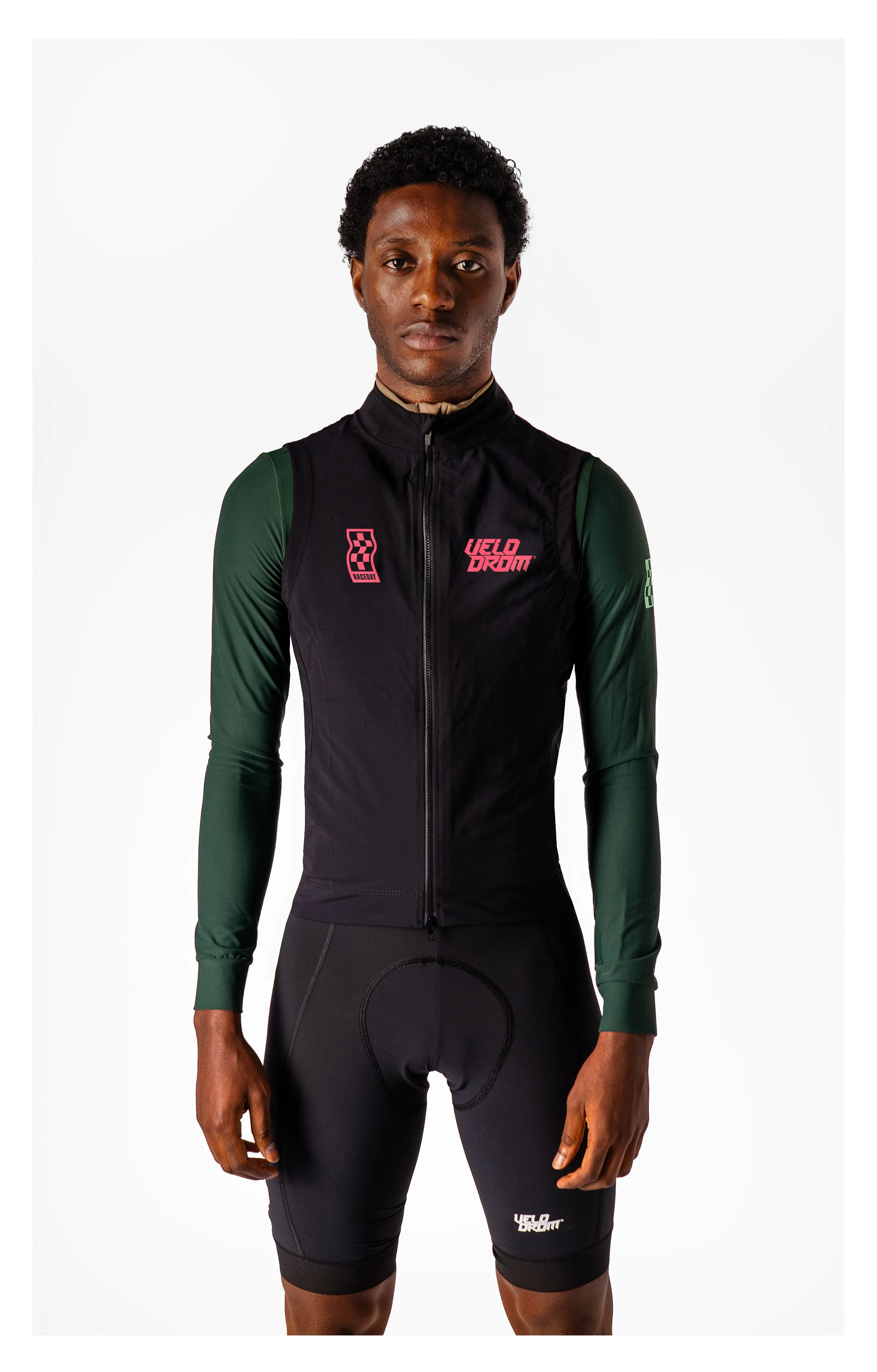 VELODROM RaceDay Light Gilet 3.0  - Black/Fade Pink - Image 4