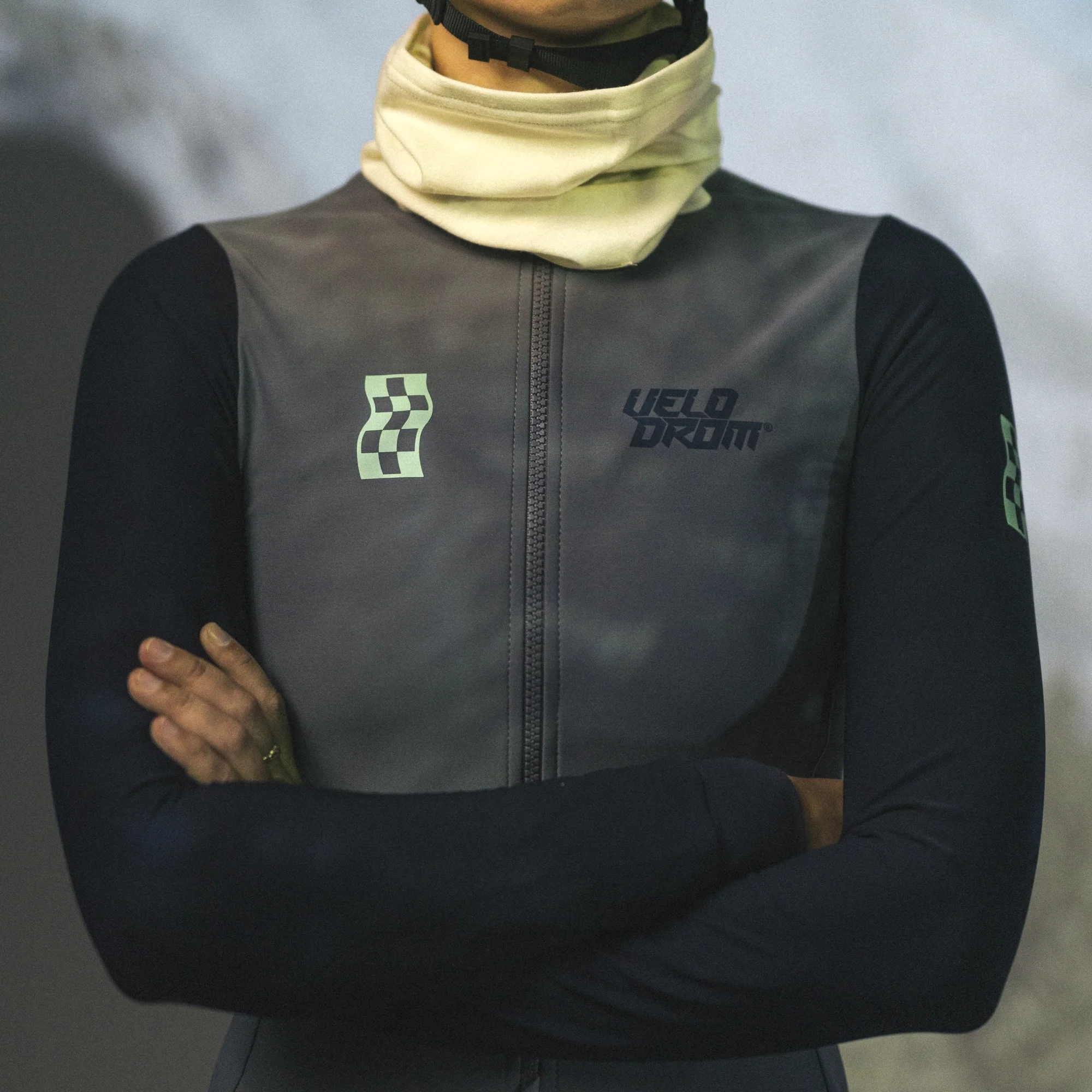 VELODROM RaceDay Thermal Long Sleeve Jersey - Medium Grey/Navy Dual Sleeves - Image 11