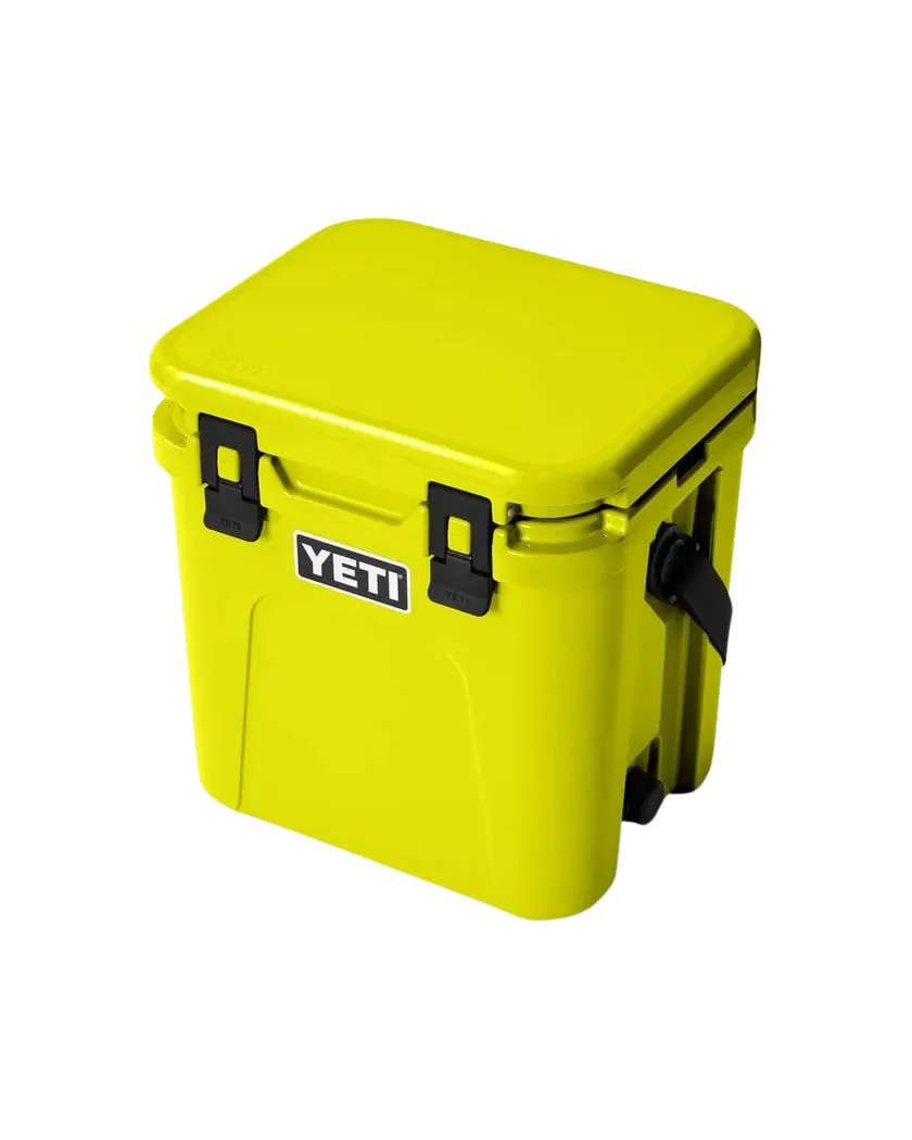 YETI Roadie 24 2.0 Portable Cooler - Firefly Yellow - Image 3