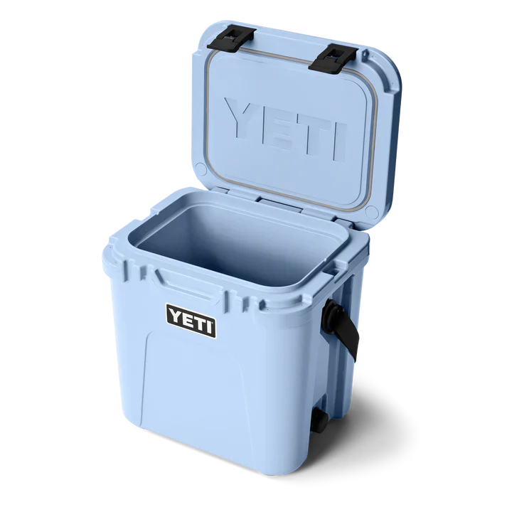 YETI Roadie 24 Cool Box - Big Sky Blue - Image 6