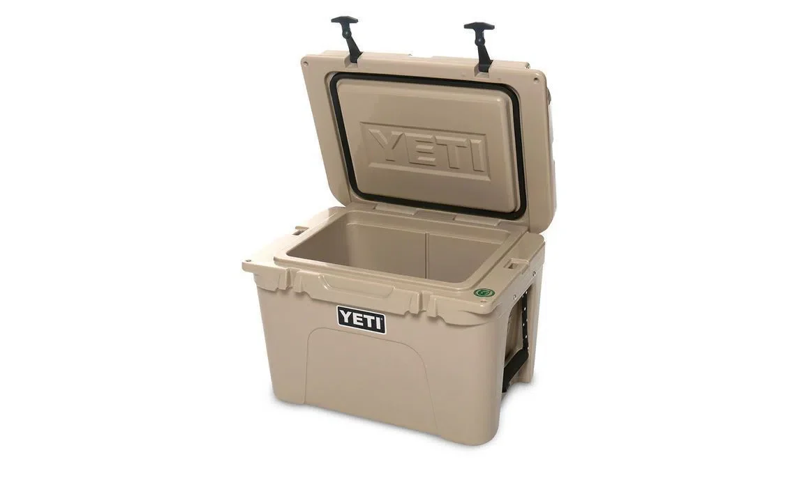 YETI Tundra 35 Cool Box - Tan - Image 2