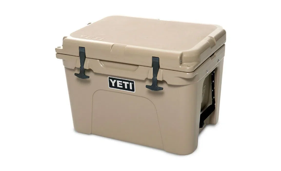 YETI Tundra 35 Cool Box - Tan - Image 3